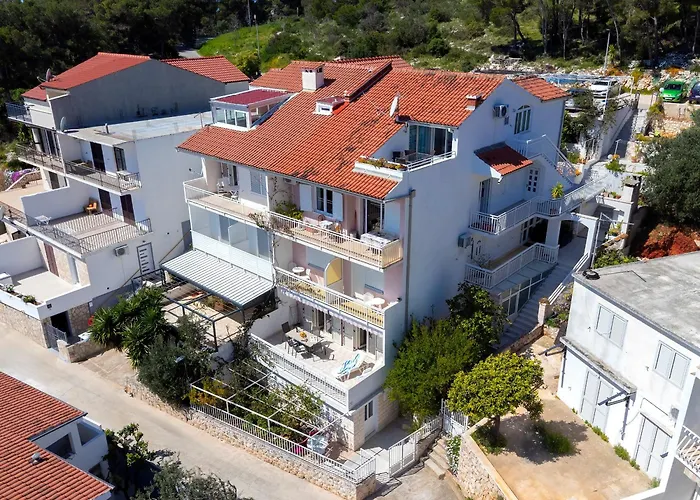 Ana Del Sol - Zf Hvar