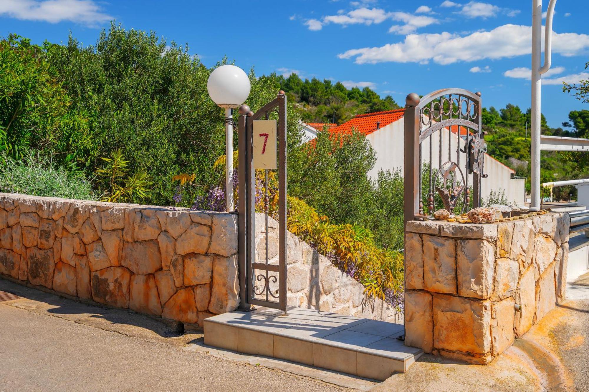 Apartma Ana Del Sol - Zf Hvar *
